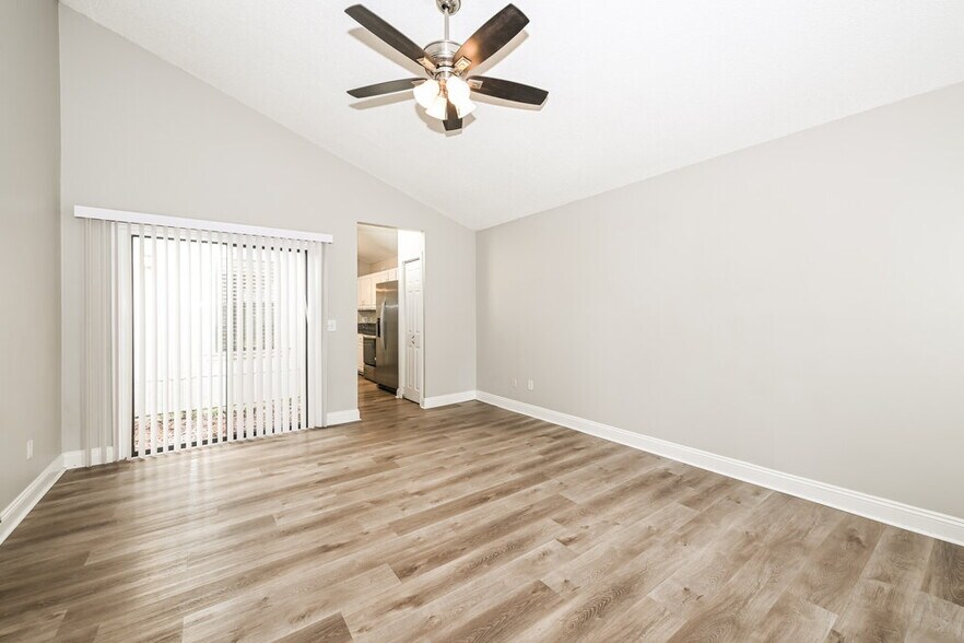 Building Photo - 8563 Goldeneye Ln