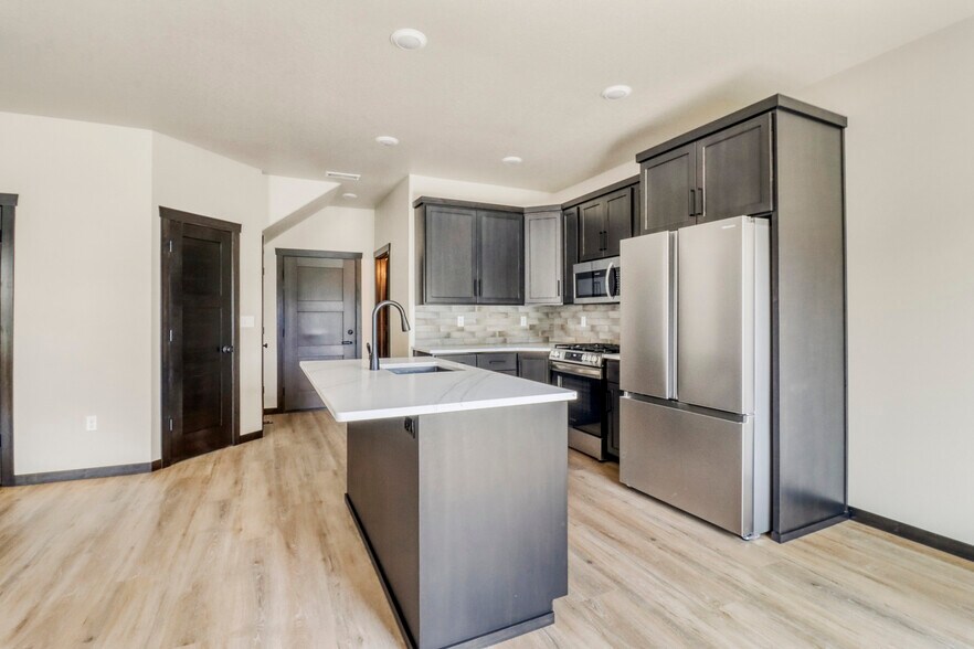 KITCHEN - 5745 24th St S