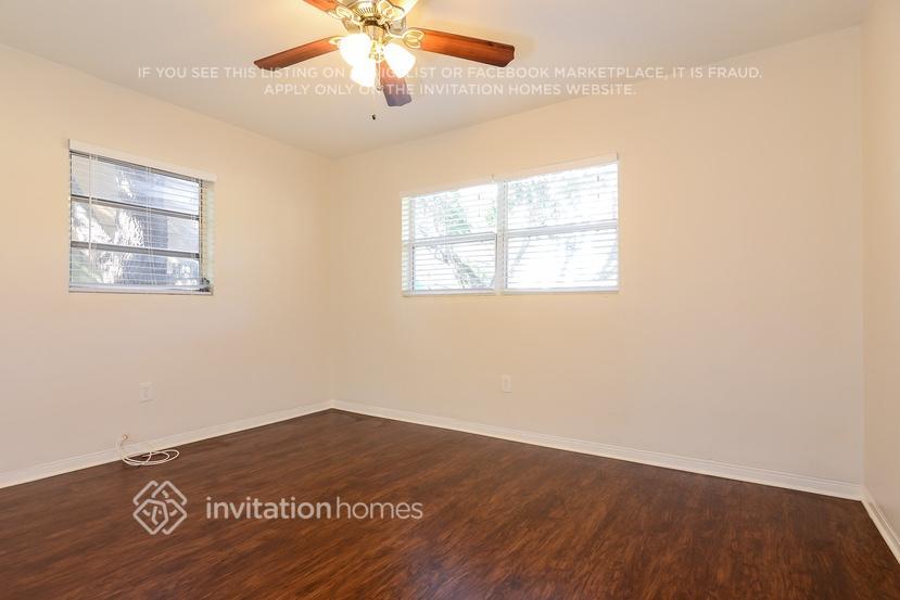 Building Photo - 55 Melrose Dr