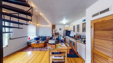 Building Photo - Big Bright East Rock Lofted 1BR Near Yale SOM