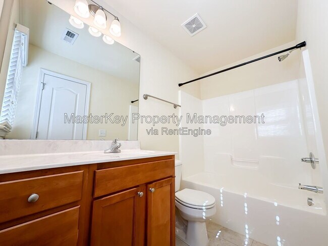 Building Photo - 205 Old Grove Ln