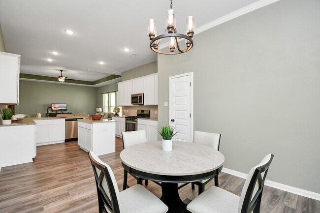 Building Photo - 395 Hunter Rnch Wy