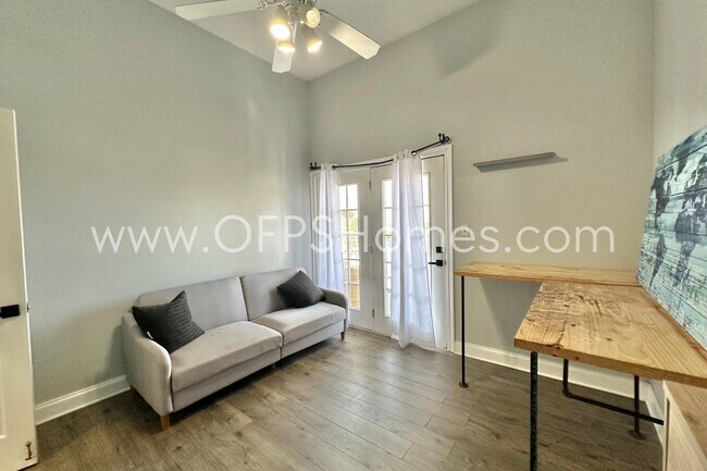 Building Photo - 4507 Furling Ln
