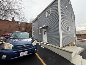 Building Photo - 6 Proctor St