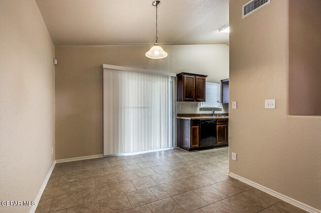 Building Photo - 7048 Copper Town Dr