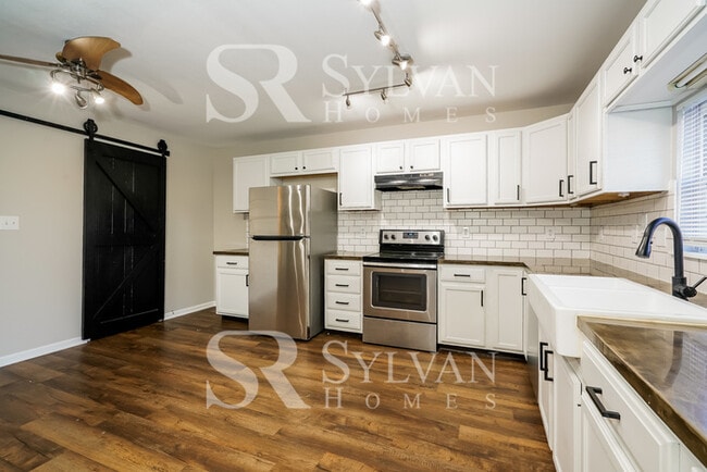 Building Photo - Rest. Relax. Recharge. Home awaits!