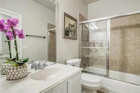 Building Photo - 4116 Pinewood Dr