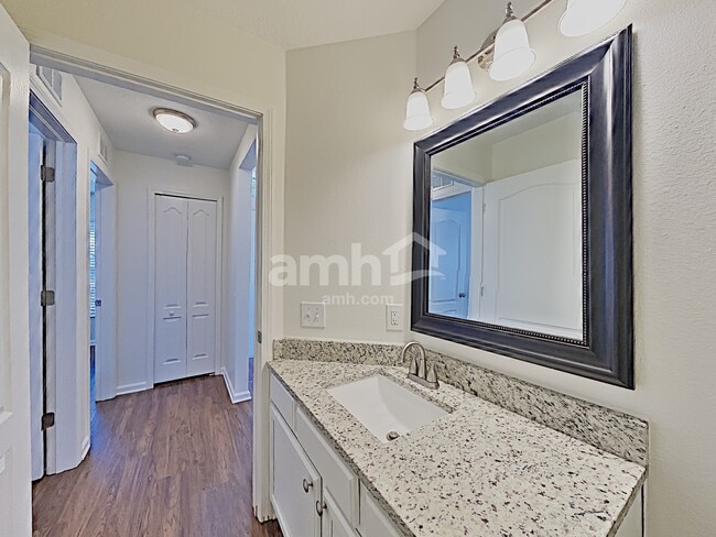 Building Photo - 13122 Early Run Ln