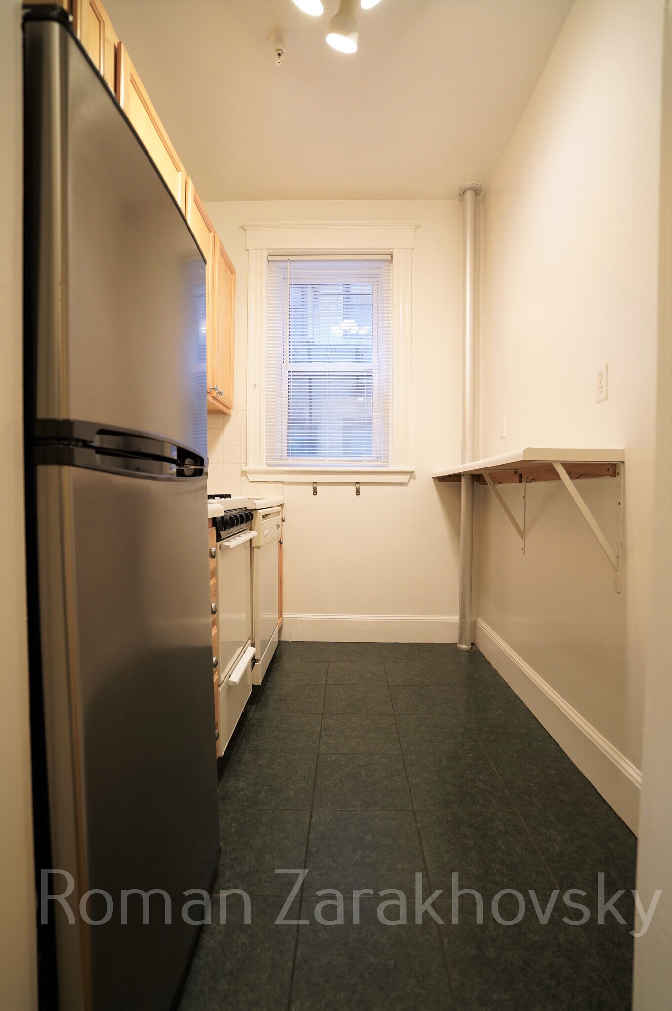 Building Photo - 2 Ayr Rd