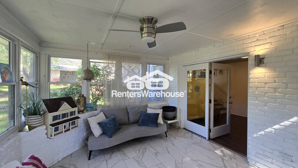 Building Photo - 3797 Doroco Dr