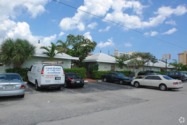 Building Photo - Randolph House Rental Apartments