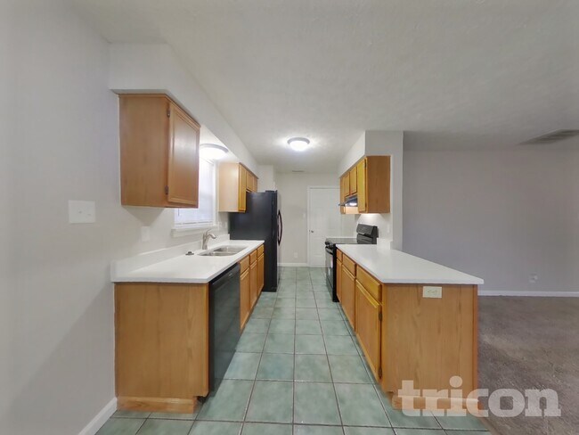 Building Photo - 1712 Beckenbauer Ln