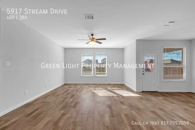 Building Photo - 5917 Stream Dr