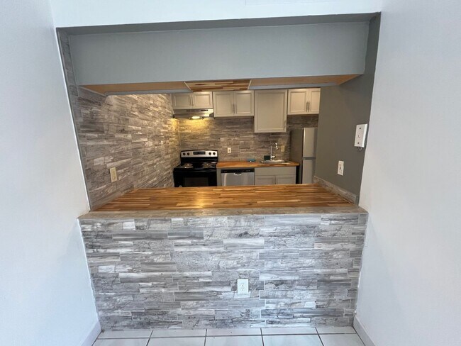 Building Photo - 5151 Picadilly Circus Ct