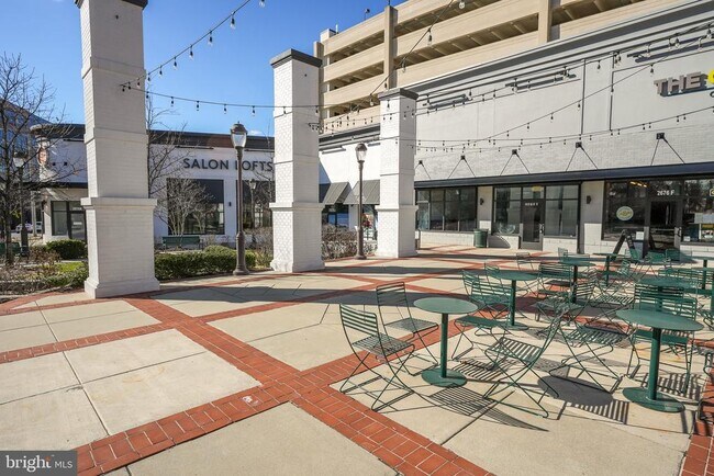 Building Photo - 2665 Prosperity Ave