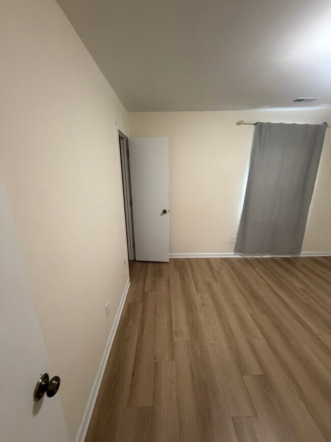 Building Photo - 936 Hearthridge Ct
