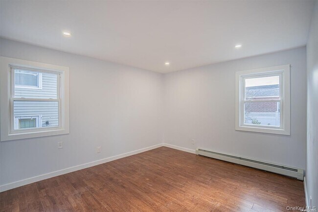 Building Photo - 44 Stewart Ave