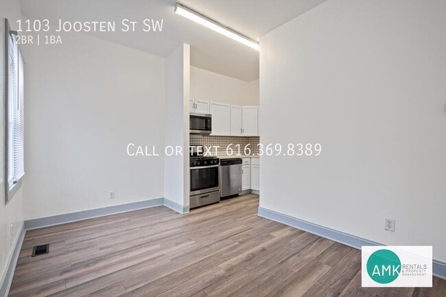 Building Photo - 1103 Joosten St SW