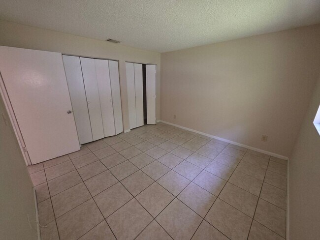 Building Photo - 2 bd townhouse for rent in Ocala