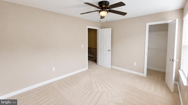 Building Photo - 4105 Farmer Pl