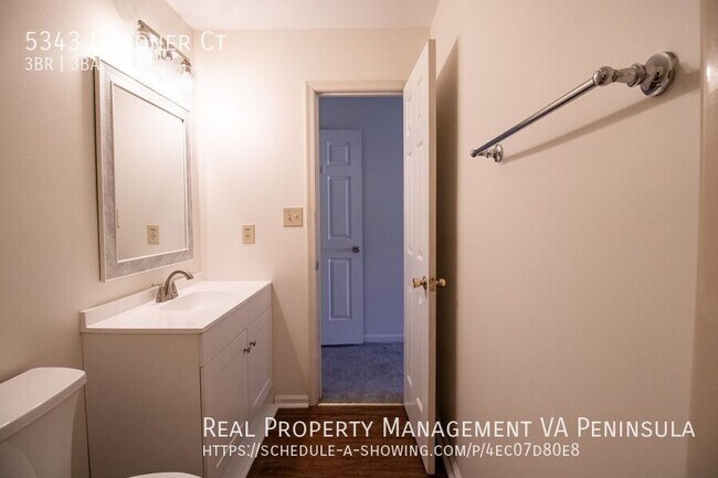 Building Photo - 5343 Gardner Ct