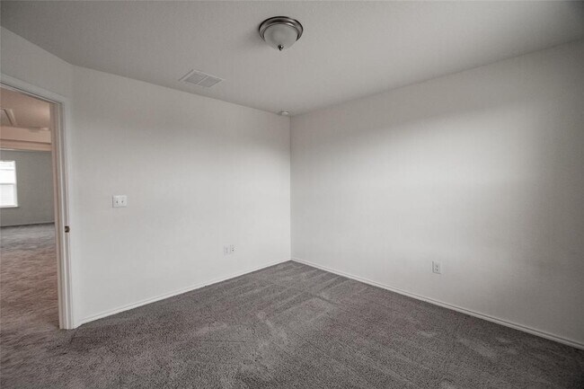 Building Photo - 6412 Carriage Pines Dr