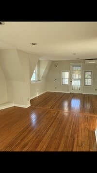 Building Photo - 18 Forest Park Ave