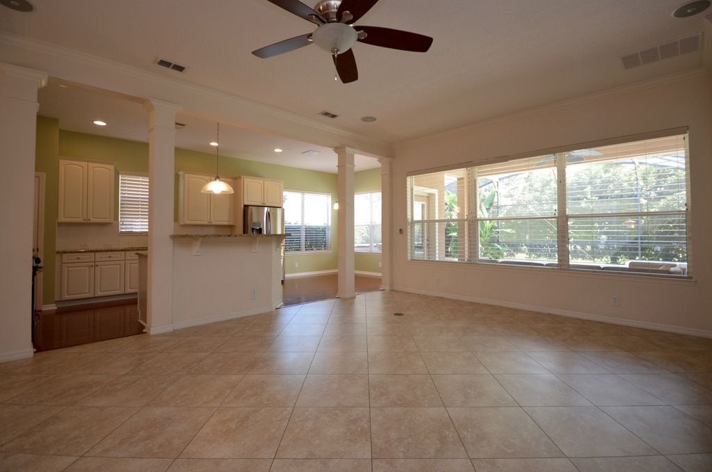 Building Photo - 610 Victoria Hills Dr