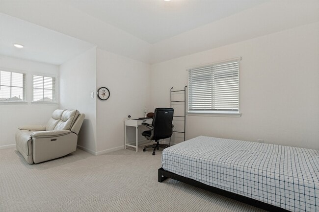 Building Photo - 3508 Sunflower St