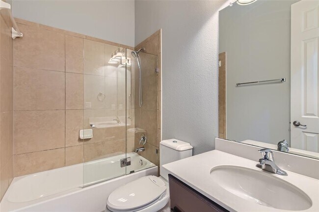 Building Photo - 12520 Javea Dr