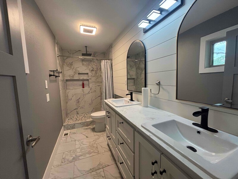 Building Photo - 1815 S K St