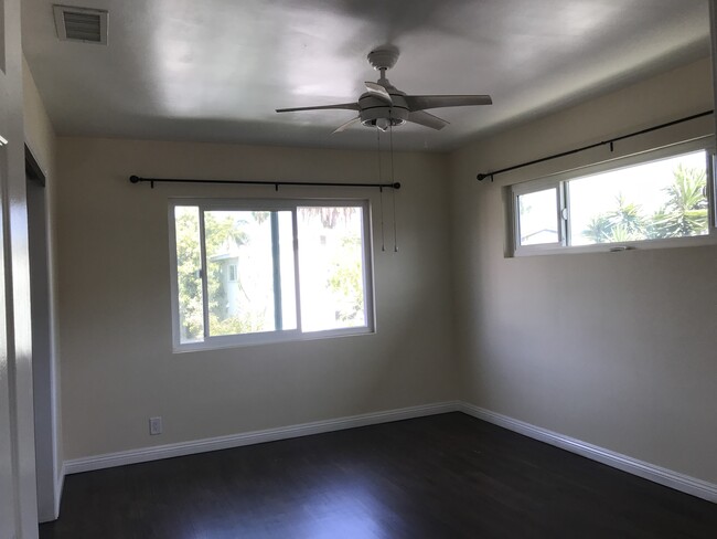 Front room facing street - 12066 Lamanda St