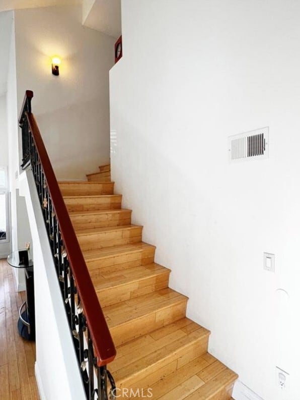 Building Photo - 38109 Lido Dr