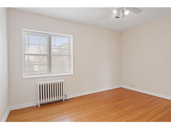 Building Photo - 3136 W Bde Maka Ska Blvd