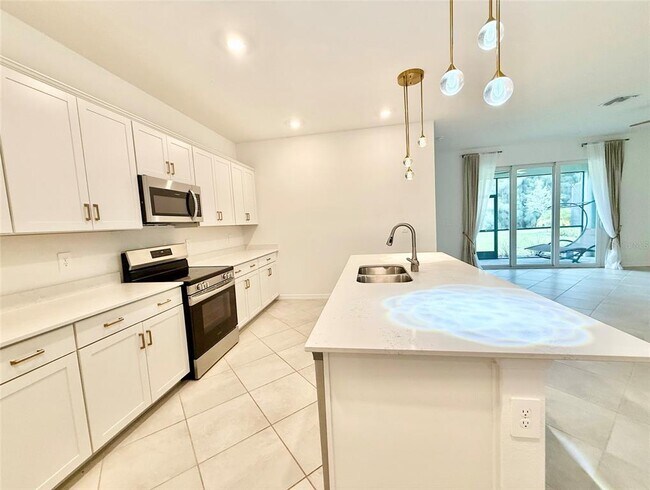 Building Photo - 10995 Pinot Dr