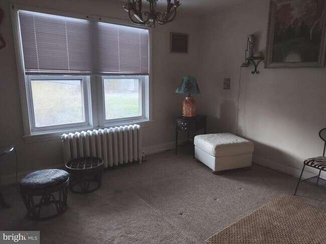 Building Photo - 11 Mill St