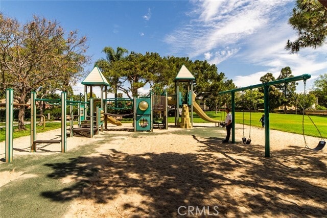 Building Photo - 10 Sparta