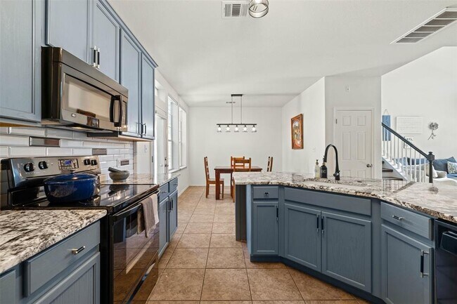 Building Photo - 20980 Waterside Dr