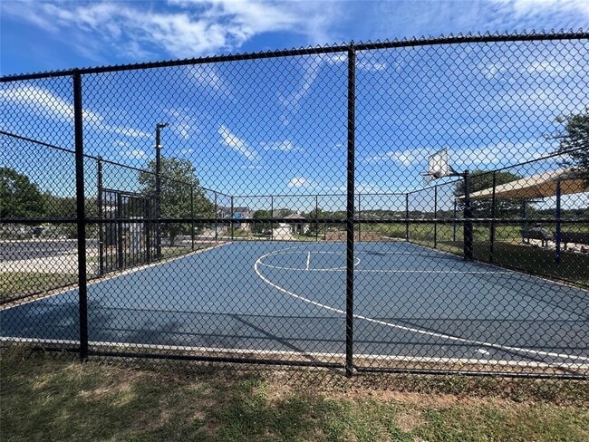 Building Photo - 10717 Strand St