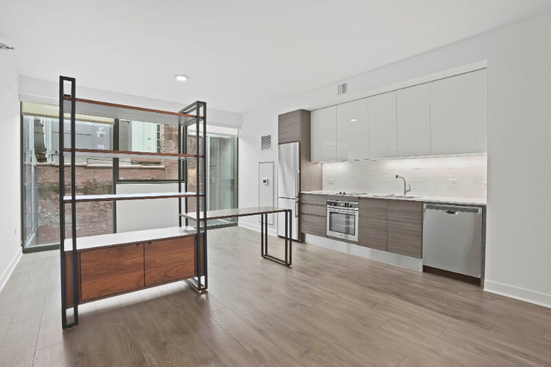 Building Photo - 210 W Hubbard St