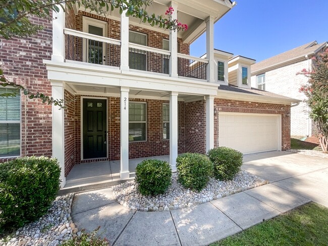 Building Photo - 214 Smithfield Dr