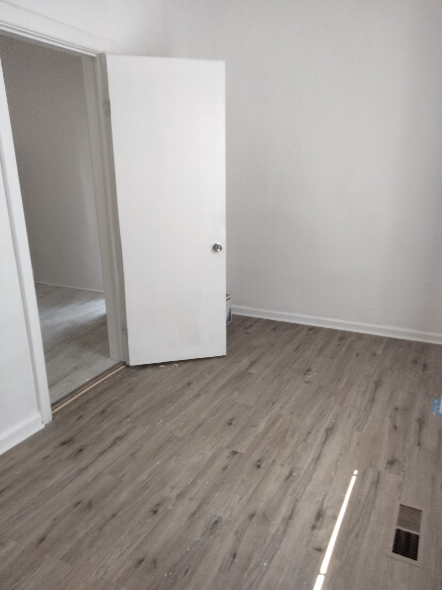 Bedroom by kitchen - 4203 W Maypole Ave