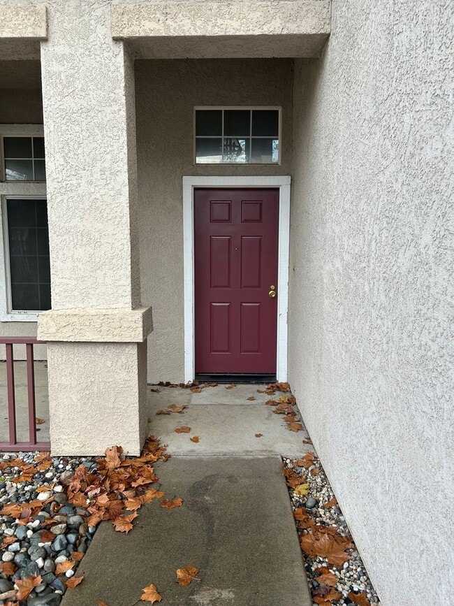 Building Photo - Avail Now - Elk Grove