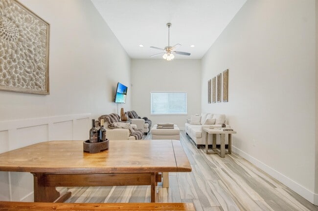 Building Photo - 5378 A1A S