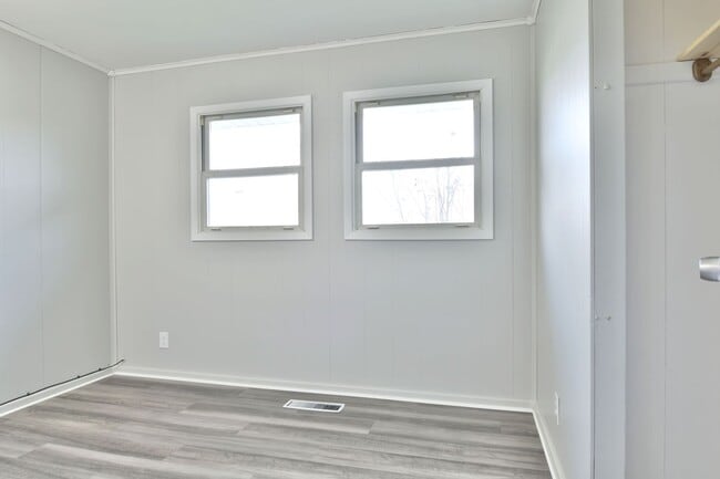 Building Photo - HOUSE for RENT in Champion Twp!