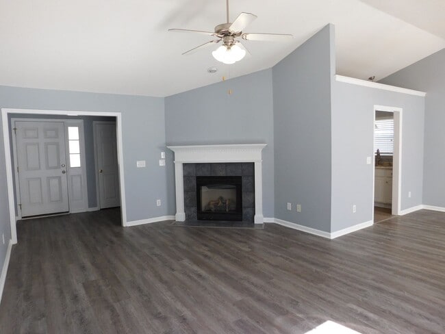 Building Photo - 205 Sellhorn Blvd