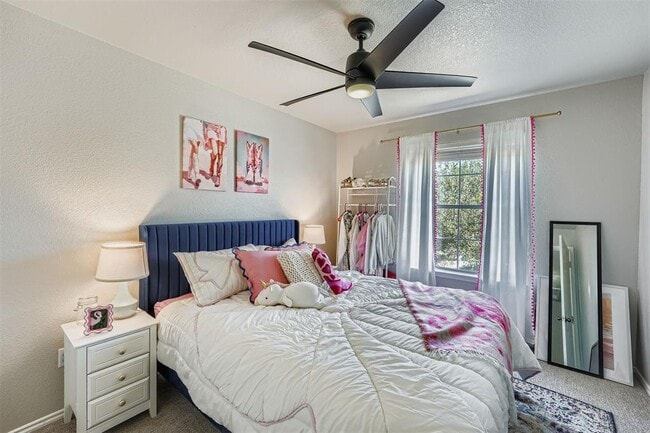 Building Photo - 1505 Tea Leaf Dr