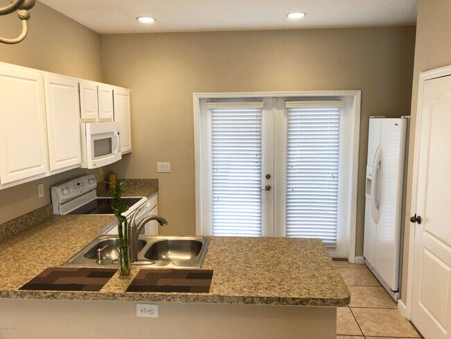 Building Photo - 486 Cabernet Pl