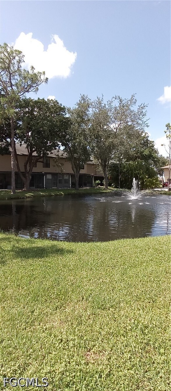 Building Photo - 2135 Crystal Dr