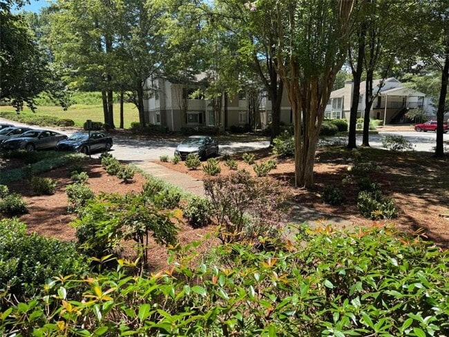 Building Photo - 5005 Wingate Way